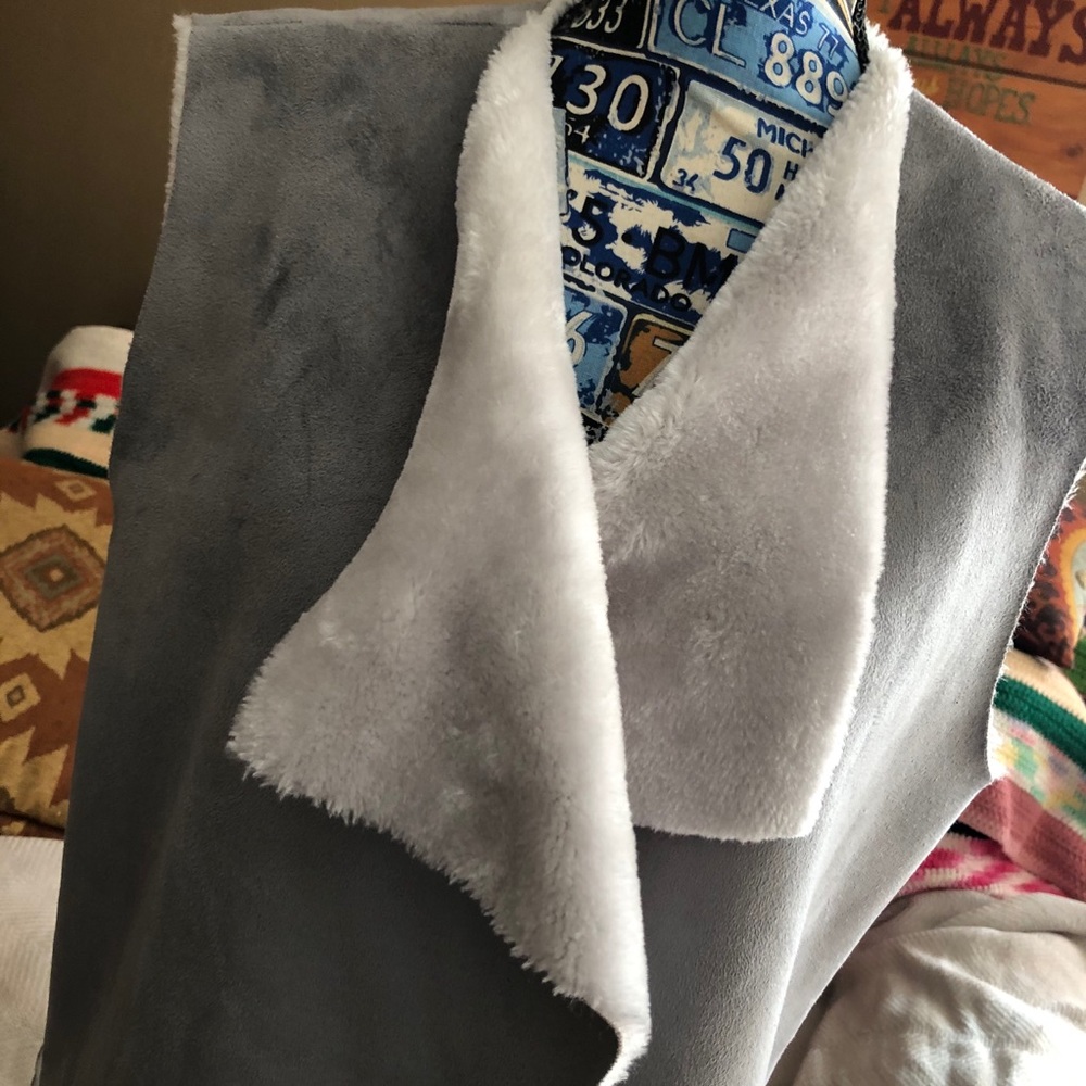 Ruby Road Faux Suede/Shearling Open Front Vest - Picture 7 of 11